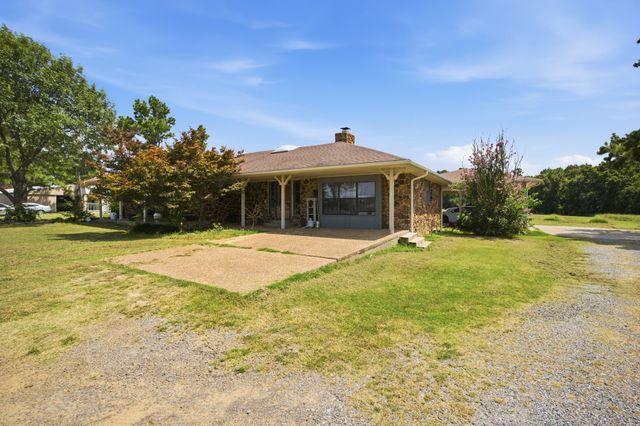 2225 W Chambers Road, Mcalester, OK 74501