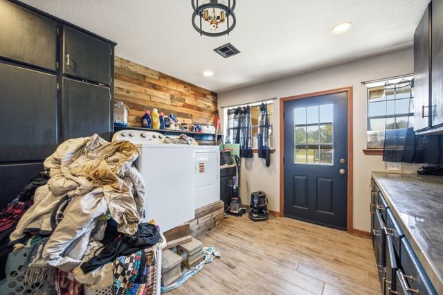 2225 W Chambers Road, Mcalester, OK 74501