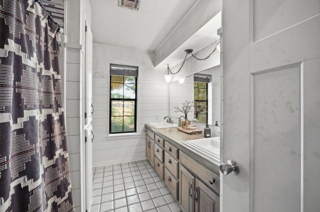 2225 W Chambers Road, Mcalester, OK 74501