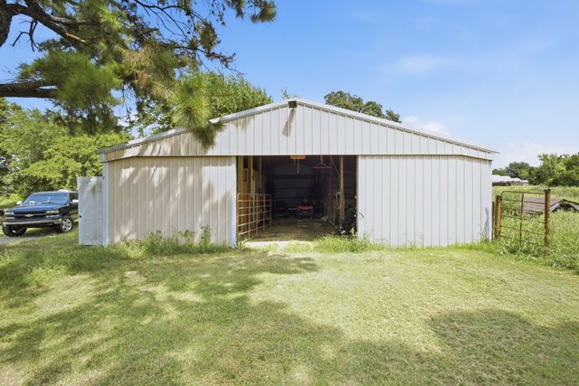 2225 W Chambers Road, Mcalester, OK 74501