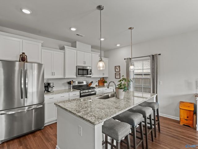 107 Grove Hill Circle, New Market, AL 35761