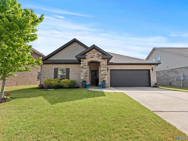 107 Grove Hill Circle, New Market, AL 35761