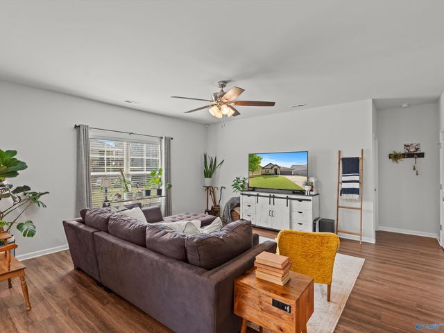 107 Grove Hill Circle, New Market, AL 35761