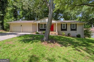 2017 Lindsey Lane, Decatur, GA 30035