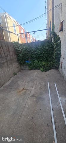 2301 S CROSKEY ST, Philadelphia, PA 19145