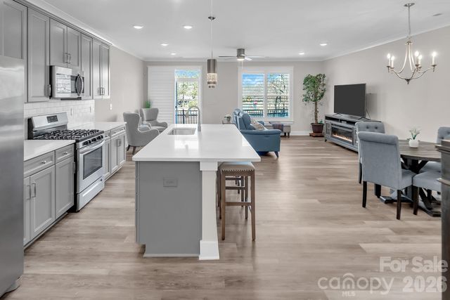 2206 Bexar Trail, Matthews, NC 28105