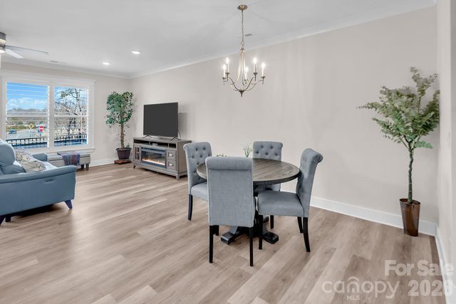 2206 Bexar Trail, Matthews, NC 28105