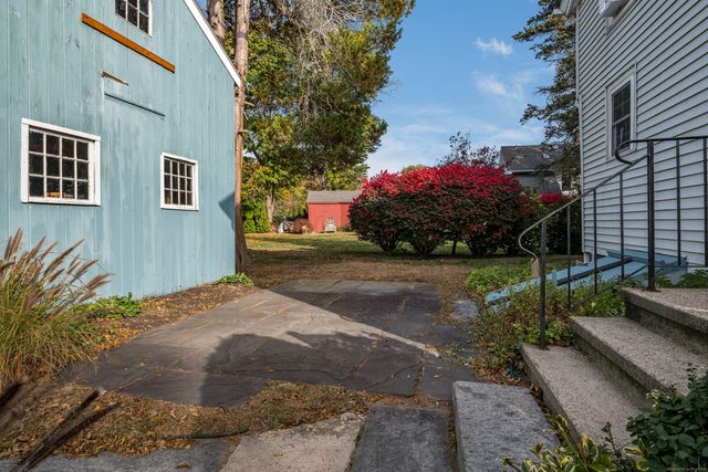 97 Commerce Street, Clinton, CT 06413