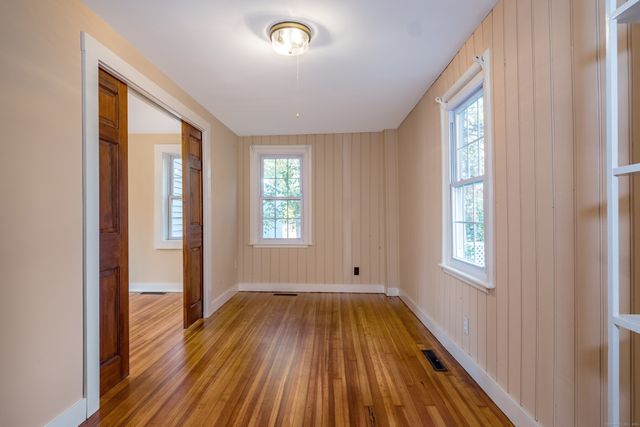 97 Commerce Street, Clinton, CT 06413