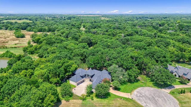 2910 Wellington Drive, Sherman, TX 75092