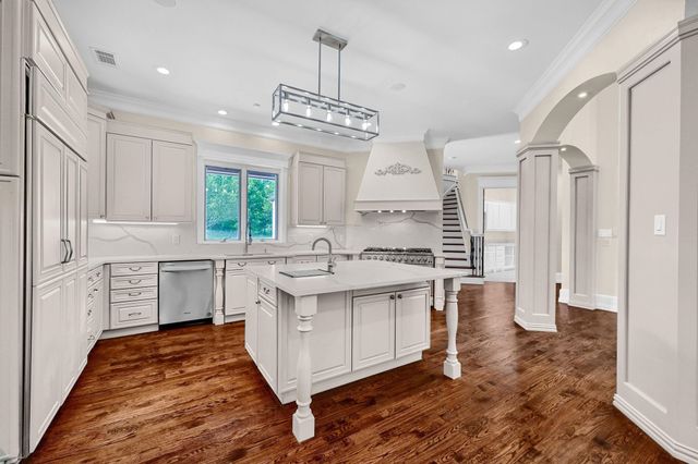 2910 Wellington Drive, Sherman, TX 75092