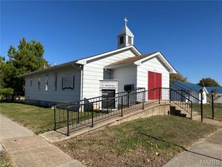 111 W Monroe Avenue, Owensville, MO 65066