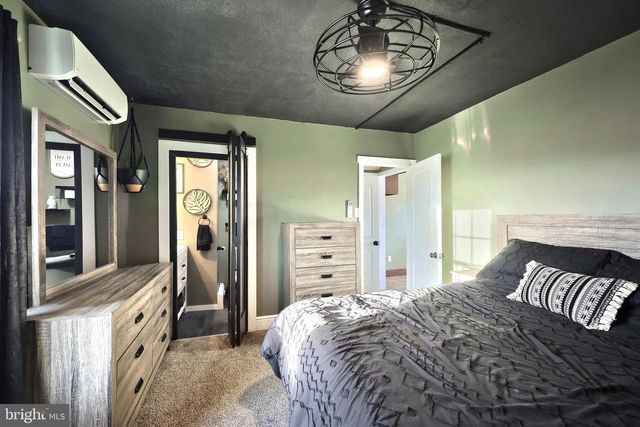 290 NEFF RD, Red Lion, PA 17356