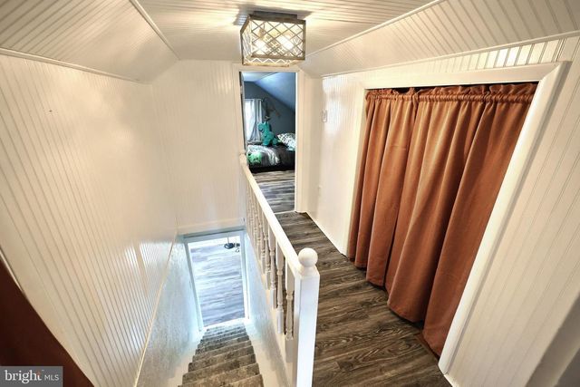 290 NEFF RD, Red Lion, PA 17356