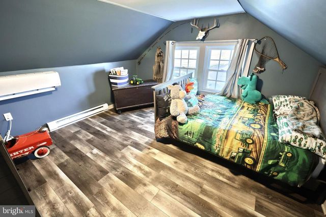 290 NEFF RD, Red Lion, PA 17356