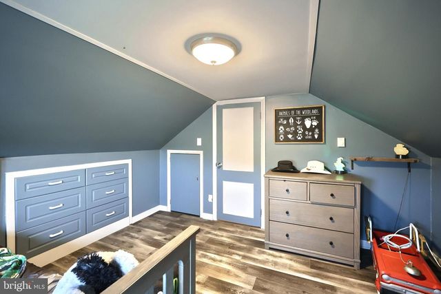 290 NEFF RD, Red Lion, PA 17356