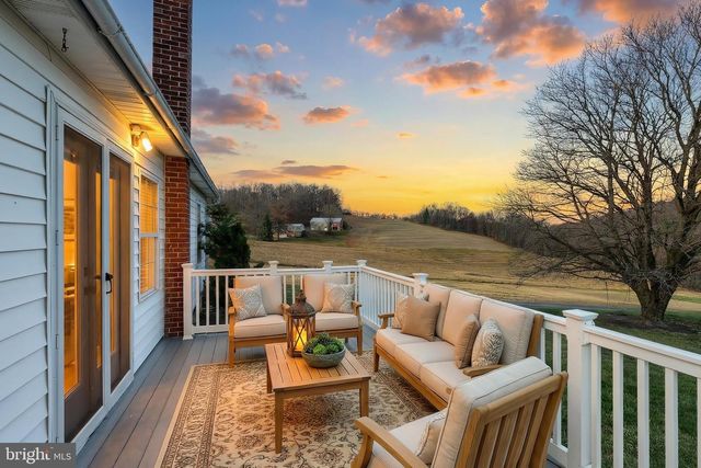 290 NEFF RD, Red Lion, PA 17356