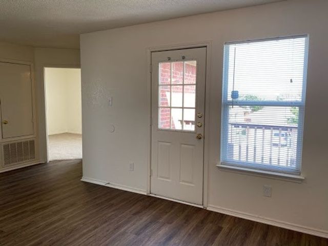 1101 Mustang Ridge Drive, Fort Worth, TX 76052