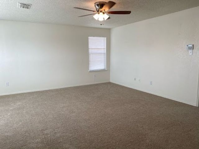 1101 Mustang Ridge Drive, Fort Worth, TX 76052