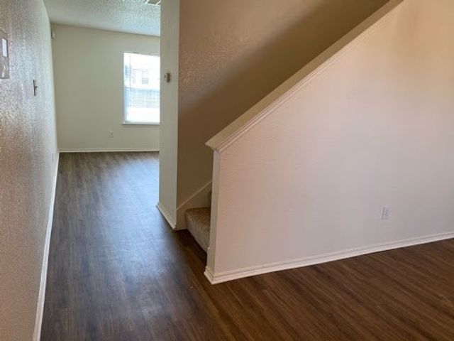 1101 Mustang Ridge Drive, Fort Worth, TX 76052