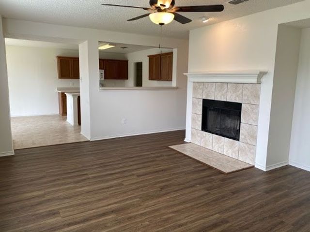 1101 Mustang Ridge Drive, Fort Worth, TX 76052