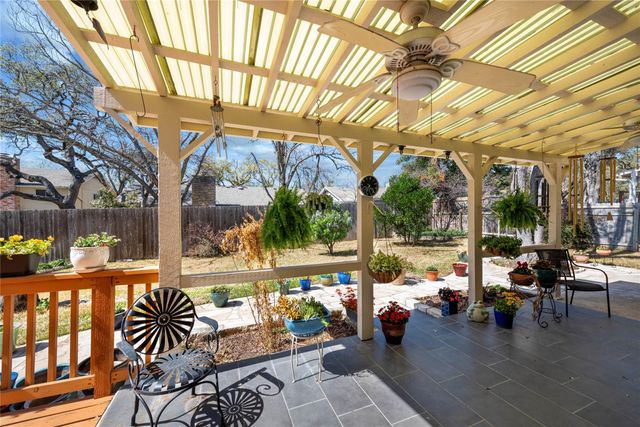 12022 Carmel Park LN, Austin, TX 78727