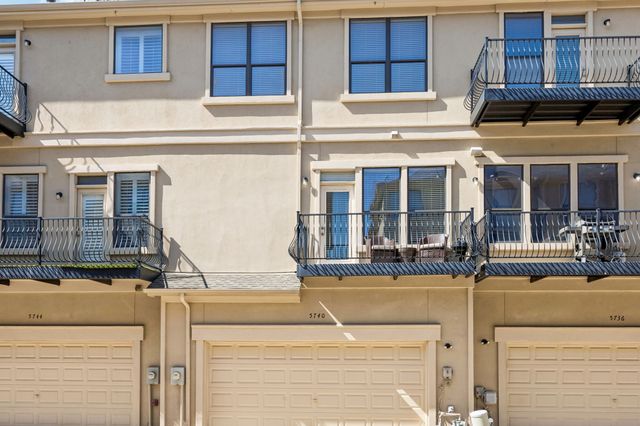 5740 Robbie Road, Plano, TX 75024