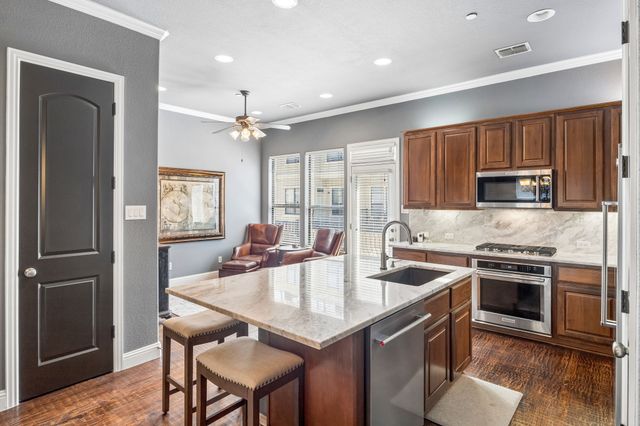 5740 Robbie Road, Plano, TX 75024