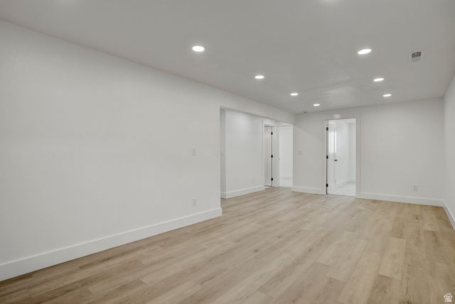 9420 S STREATHAM RD, Sandy, UT 84070