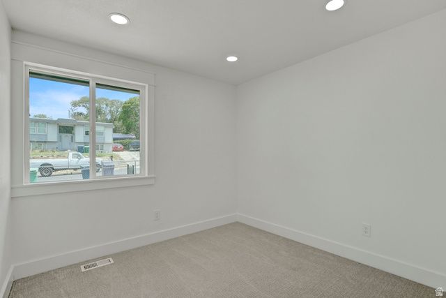 9420 S STREATHAM RD, Sandy, UT 84070