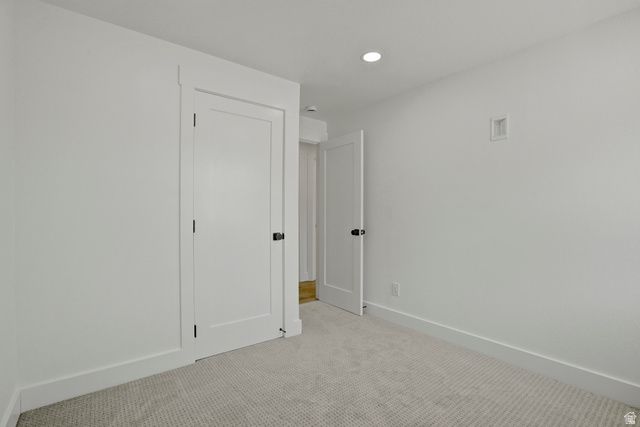 9420 S STREATHAM RD, Sandy, UT 84070