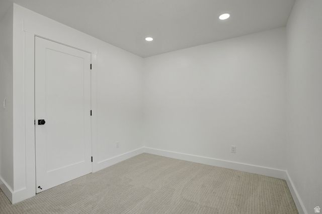 9420 S STREATHAM RD, Sandy, UT 84070