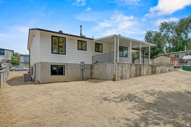 9420 S STREATHAM RD, Sandy, UT 84070