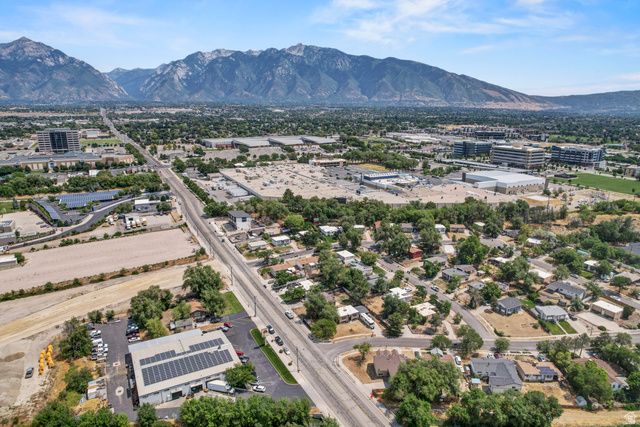 9420 S STREATHAM RD, Sandy, UT 84070