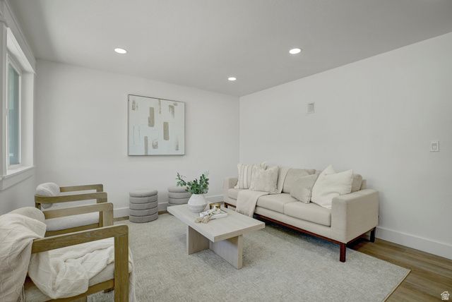 9420 S STREATHAM RD, Sandy, UT 84070