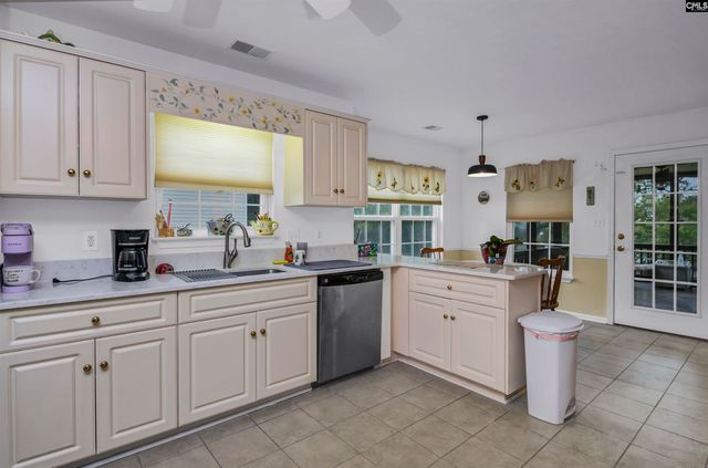 412 Knotts Court, Lexington, SC 29073