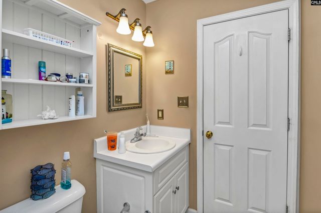 412 Knotts Court, Lexington, SC 29073