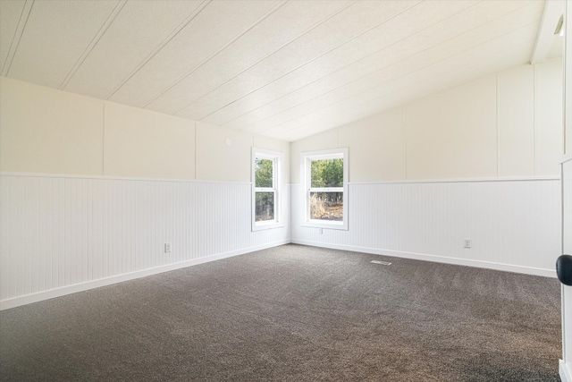 36015 N MILAN-ELK Rd, Chattaroy, WA 99003