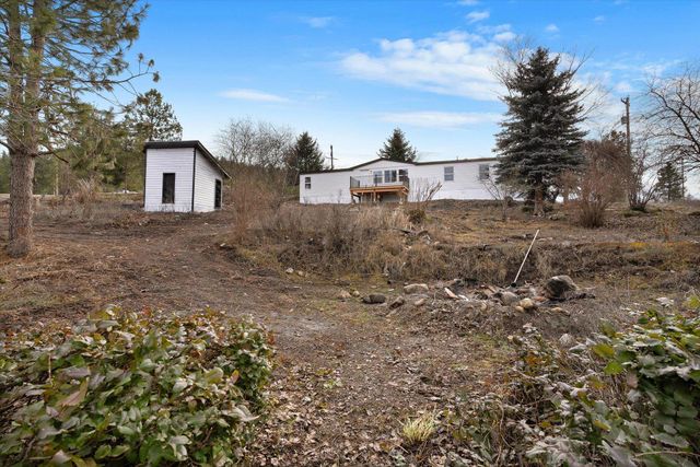 36015 N MILAN-ELK Rd, Chattaroy, WA 99003