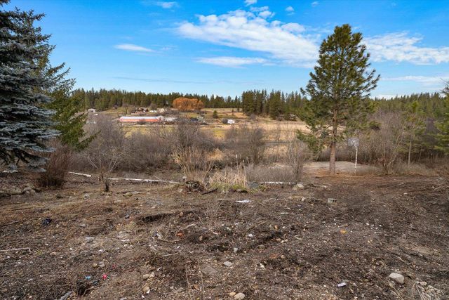 36015 N MILAN-ELK Rd, Chattaroy, WA 99003