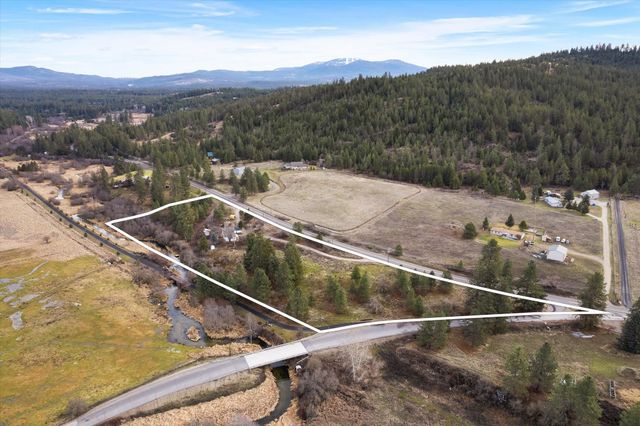 36015 N MILAN-ELK Rd, Chattaroy, WA 99003