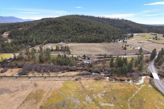 36015 N MILAN-ELK Rd, Chattaroy, WA 99003
