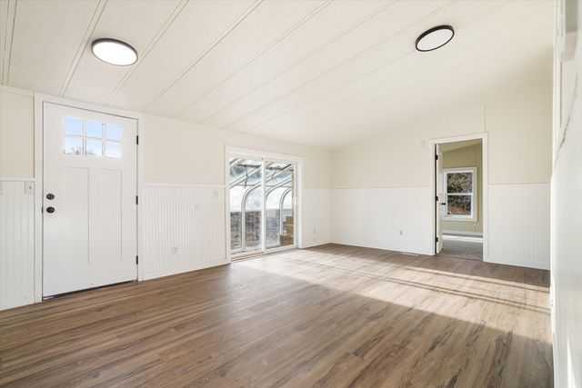 36015 N MILAN-ELK Rd, Chattaroy, WA 99003
