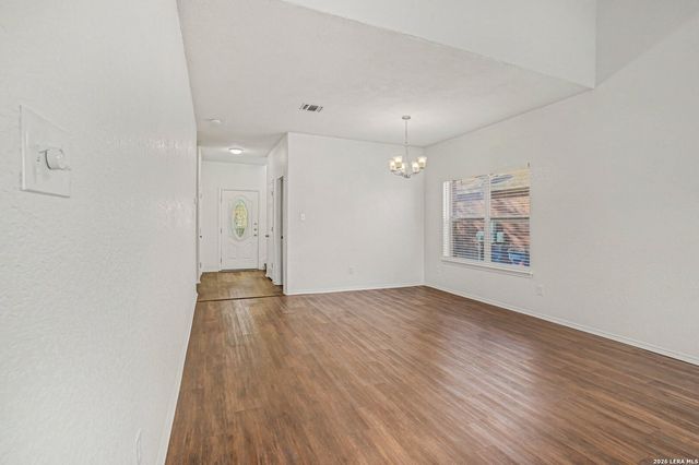 412 Saddlehorn, Cibolo, TX 78108