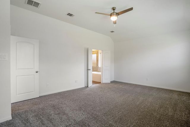 922 Youth Water Road, Montgomery, TX 77316