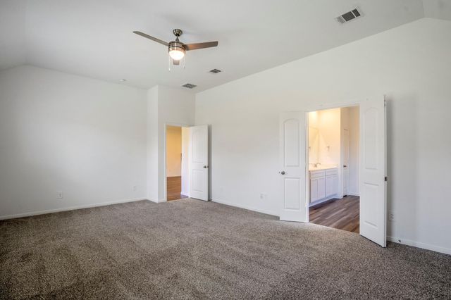 922 Youth Water Road, Montgomery, TX 77316