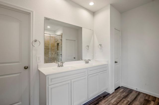 922 Youth Water Road, Montgomery, TX 77316