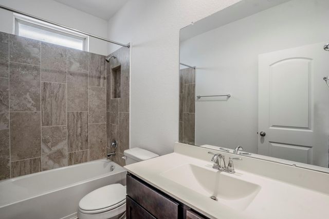 922 Youth Water Road, Montgomery, TX 77316