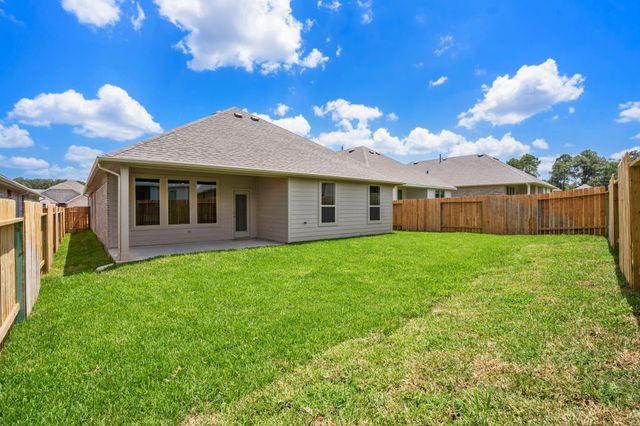 922 Youth Water Road, Montgomery, TX 77316
