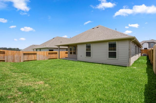 922 Youth Water Road, Montgomery, TX 77316